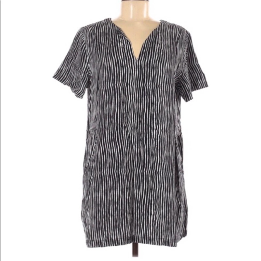 🌴 Mud Pie stripe shift dress medium